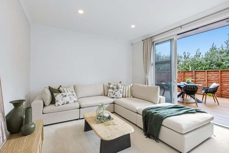 11 Ian Gordon Lane Orewa_8