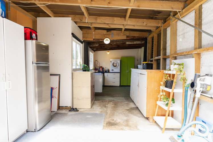 83 Main Road Fairfield_16