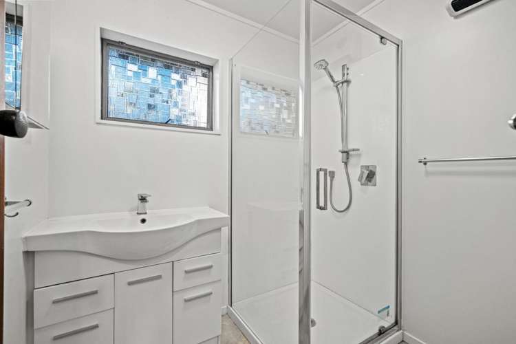 2/20 Roulston Street Pukekohe_10