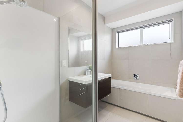21 Waituarua Drive Takanini_19