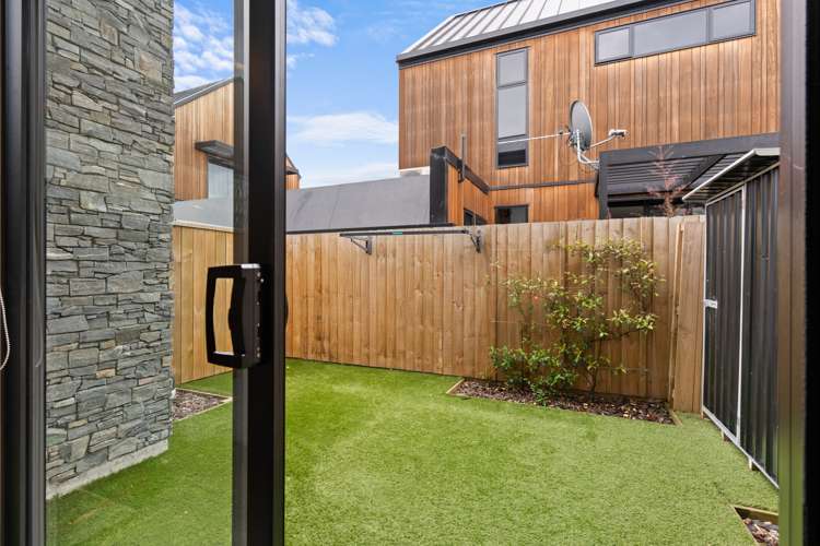 2/41 Gracefield Avenue Christchurch Central Christchurch City Houses for Sale One Roof