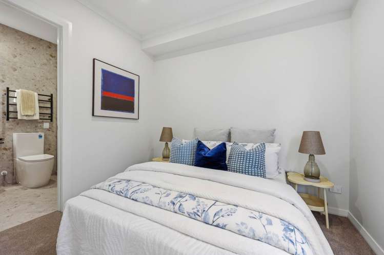 6A Gulf Crest Bucklands Beach_49