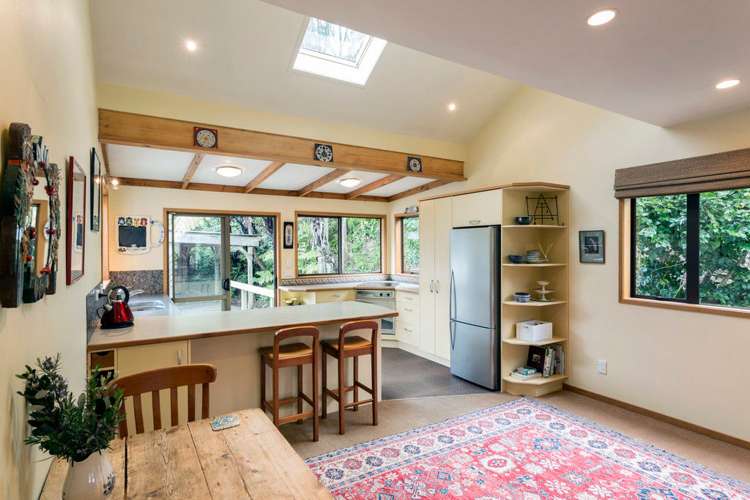 9 Landing Road Titirangi_5