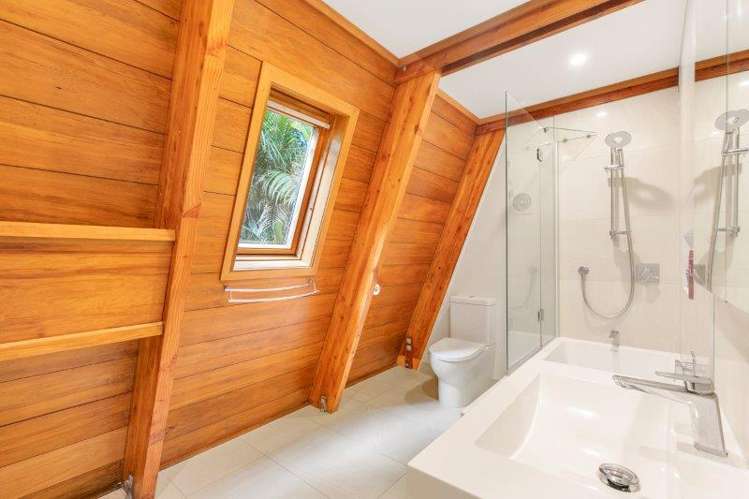 36 Titirangi Beach Road Titirangi_11