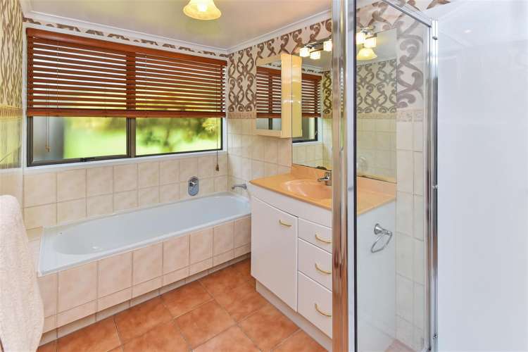 14 Ultima Place Clover Park_11