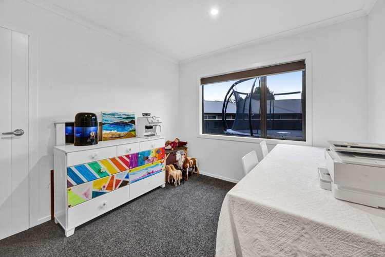 7 Mercade Close Stratford_17