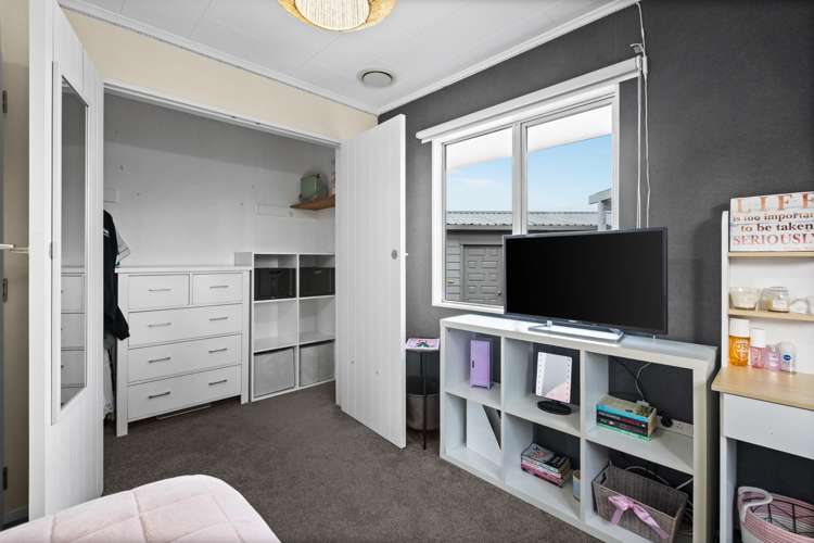 55 Lanark Crescent Tamatea_11