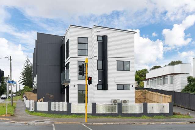 1A Scout Ave Three Kings_2