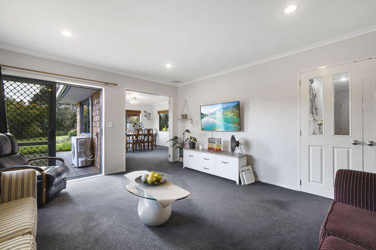 230 The Oaks Drive Leamington_7