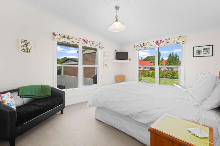 83 Lincoln Road Carterton_9