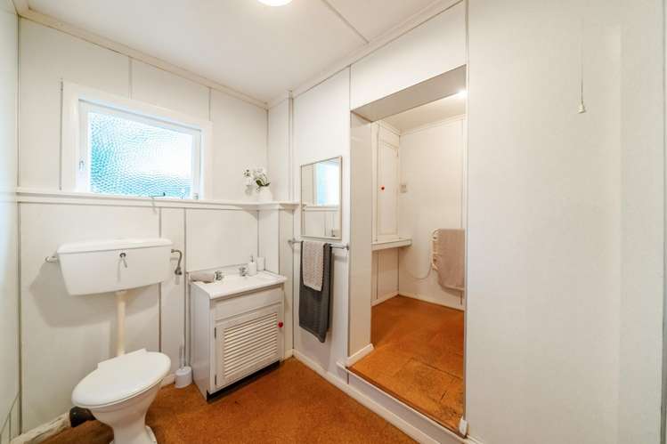 43a Wyndham Road Pinehaven_22