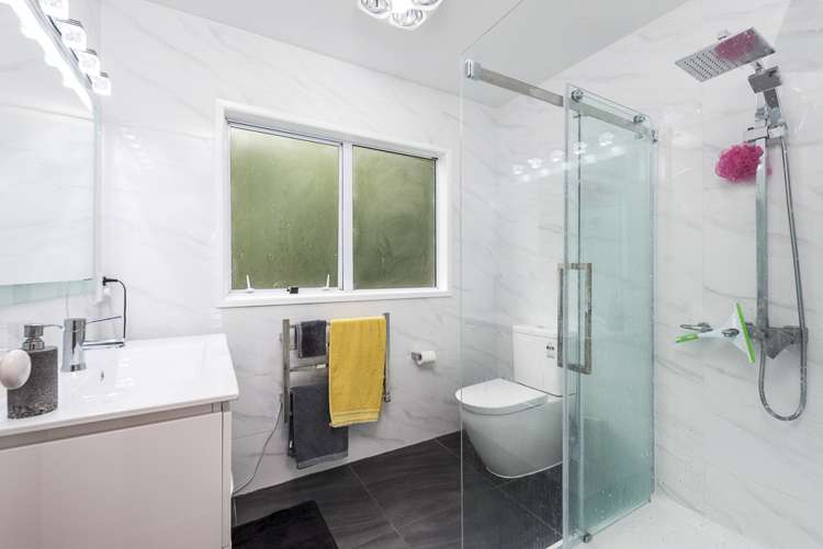 23b Woodfern Crescent Titirangi_17