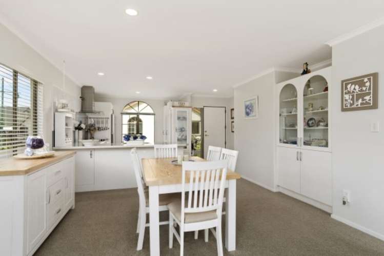 4/200 Papamoa Beach Road Papamoa_9