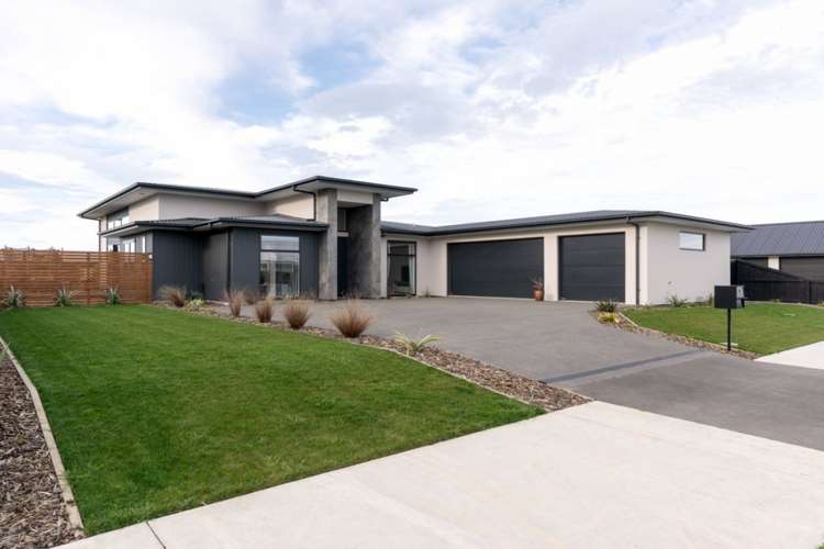 71 Halpin Drive Lincoln_32