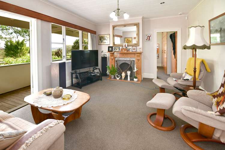 2059 State Highway 16 Helensville_17