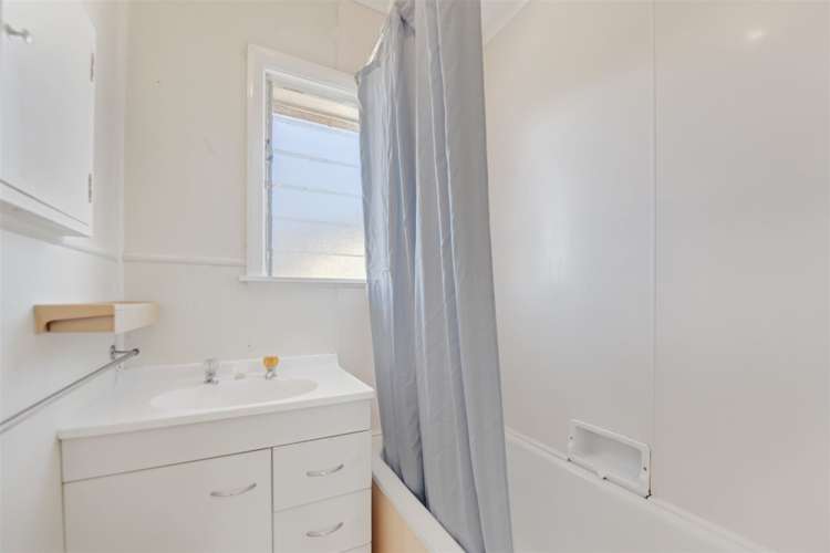 357 High Street Motueka_11