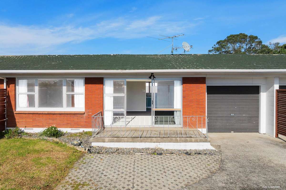 2/93 Seddon Street_0