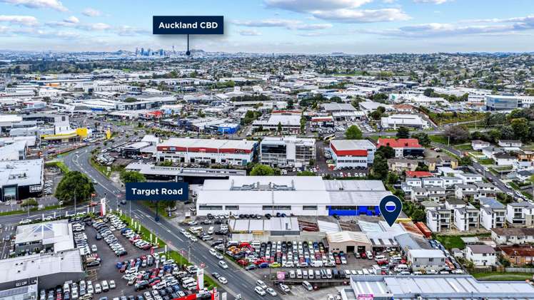 5/163 Target Road Wairau Valley_13