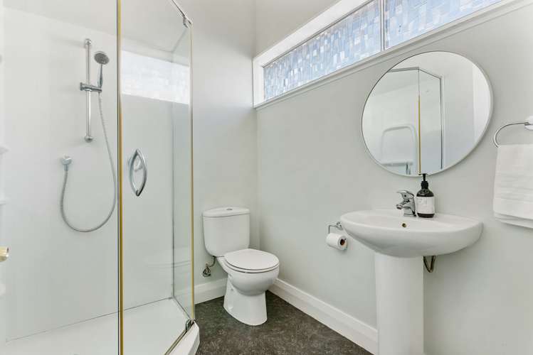 1/9 Cresta Avenue Beach Haven_5