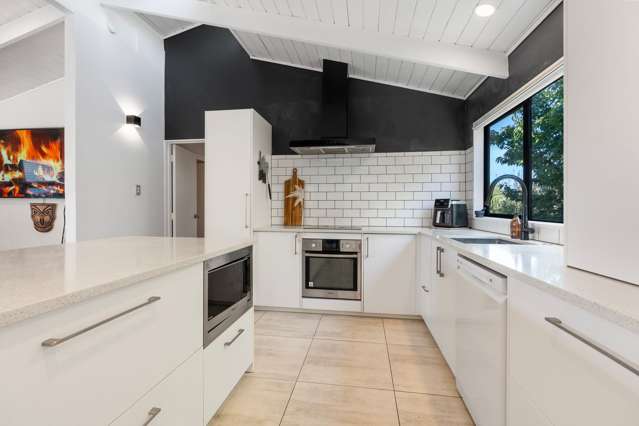 113 Vipond Road Stanmore Bay_4