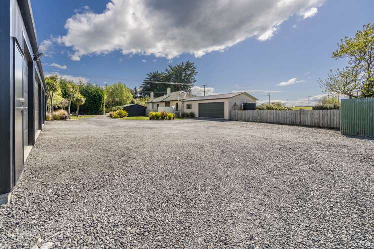 99 Black Road Otatara_15