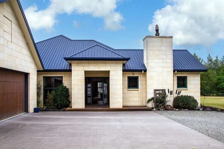 75 Main North Road Geraldine_26