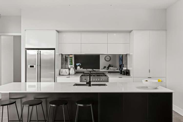 27 Mayfield Avenue St Albans_6