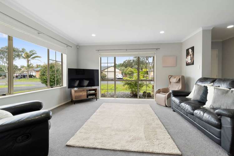 5 Blackwood Drive Wattle Downs_4