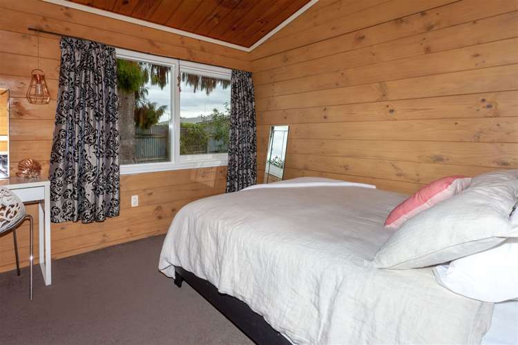 78a Thames Road Paeroa_14