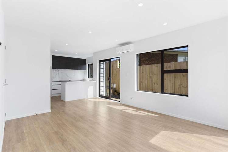 78f Cockayne Crescent Sunnynook_6