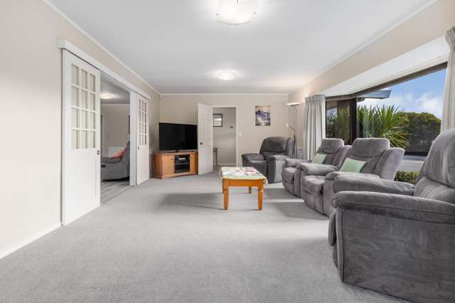 22 Pinewood Grove Paraparaumu Beach_4