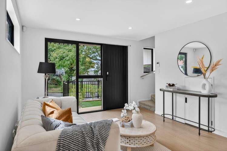 16B Moana Avenue One Tree Hill_10