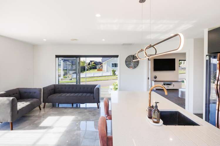 37 Vaucluse Heights Fitzherbert_9