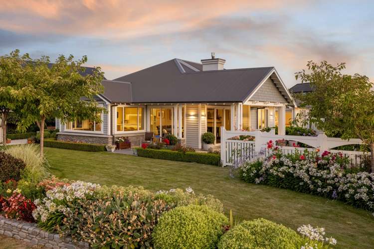 61 The Esplanade Pegasus_2