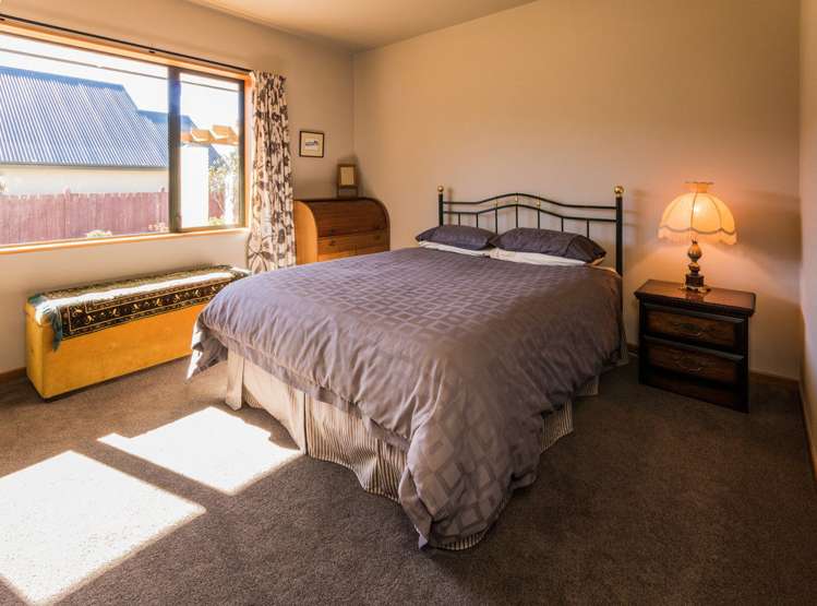 5 Oakwood Place Wanaka_13