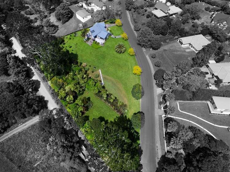 1 Cloverfields Drive Waimauku_38