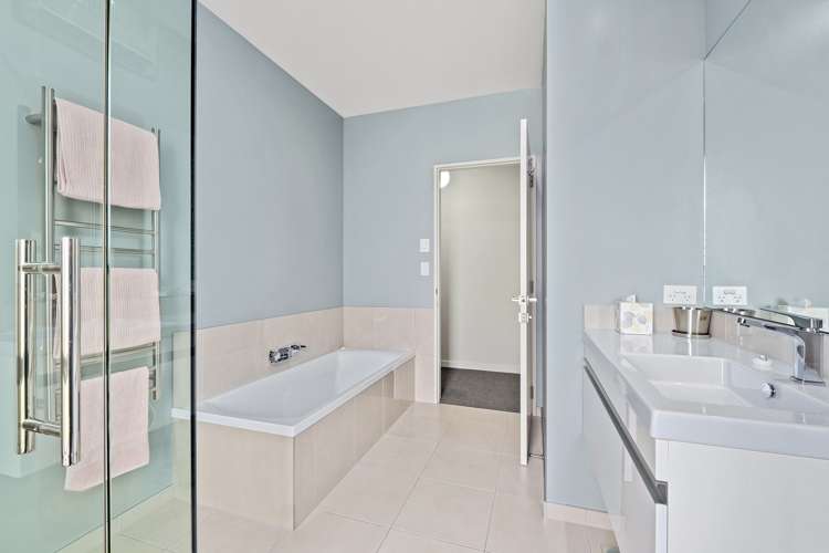 1 Hardie Place Albert Town_15