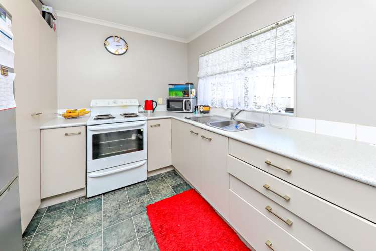 6 Battlen Place Manurewa_5