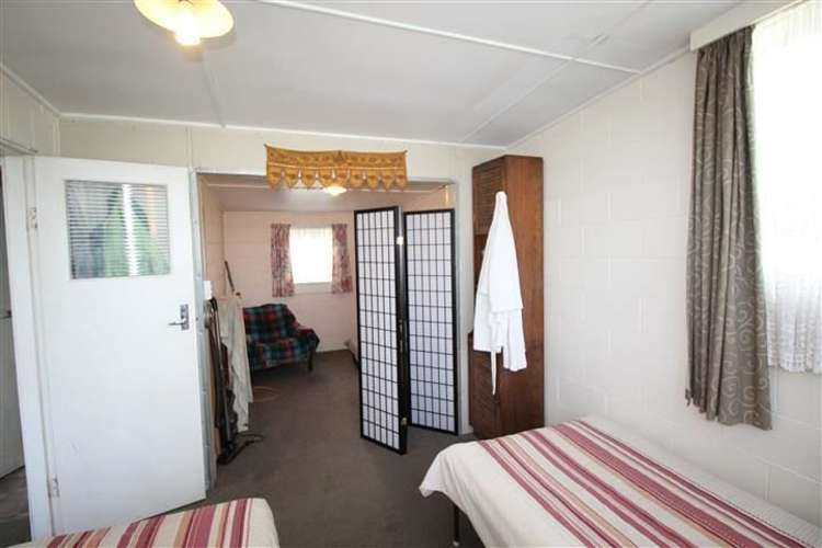 1398 Taieri Mouth Road Taieri Mouth_21