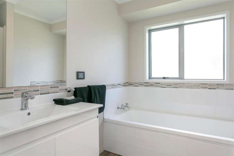 5a Tamatea Road Taupo_14