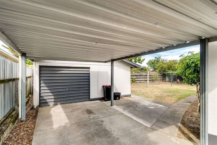 64 Columbus Crescent Flaxmere_16