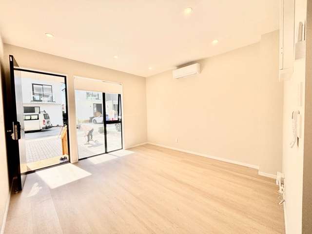 9/113 Moore Street Howick_3
