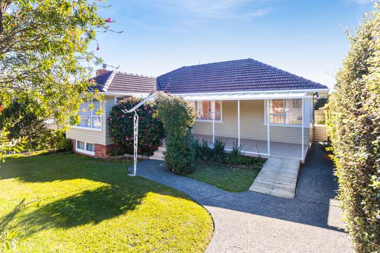 76 Sylvan Crescent Te Atatu South_3