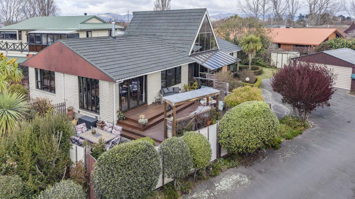 7 Yellowstone Crescent_0