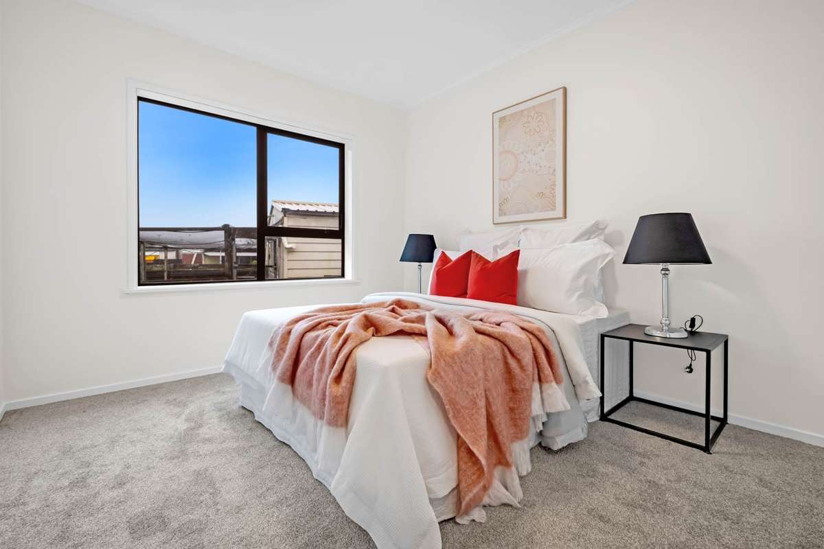 12 Holden Place_4