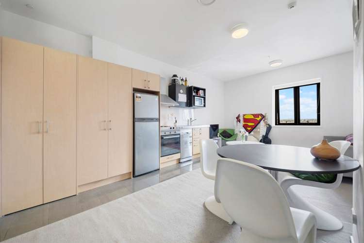 503/17 Putney Way Manukau_5