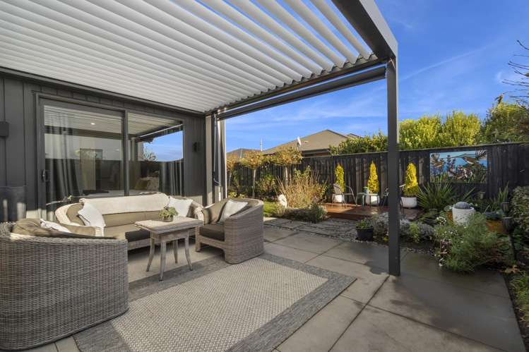 33 Lakeside Drive Pegasus_18