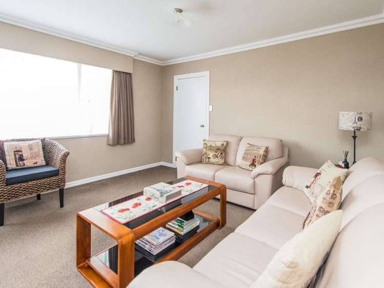 30 Selwyn Crescent College Estate_9