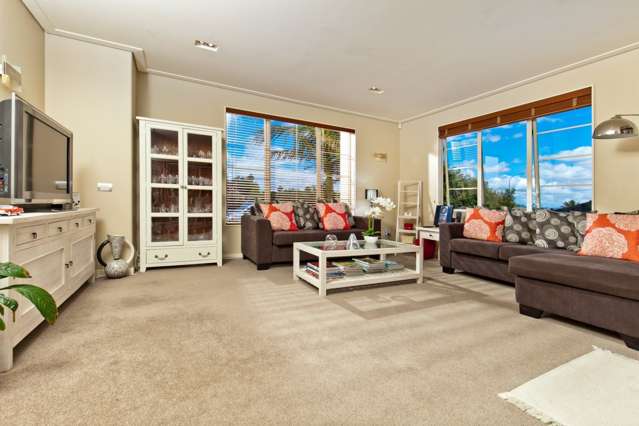 16 Huntington Park Drive Greenhithe_3