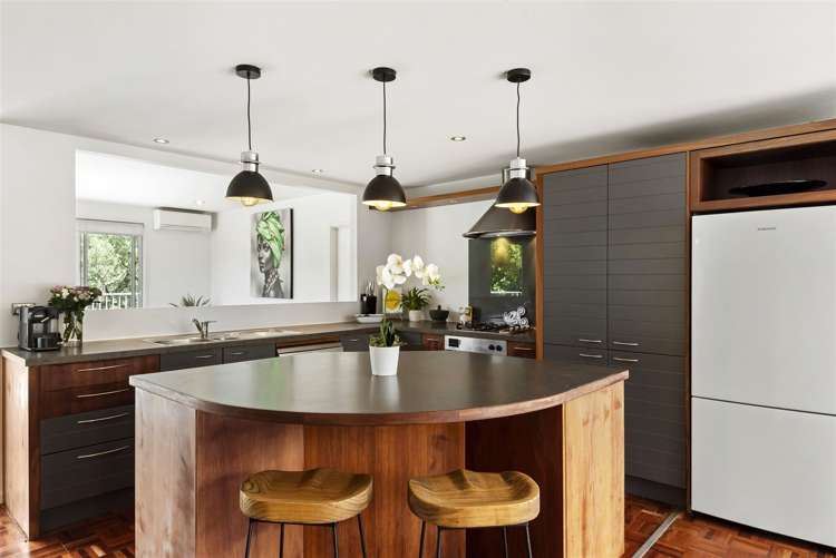 9 Garmons Way Castor Bay_9